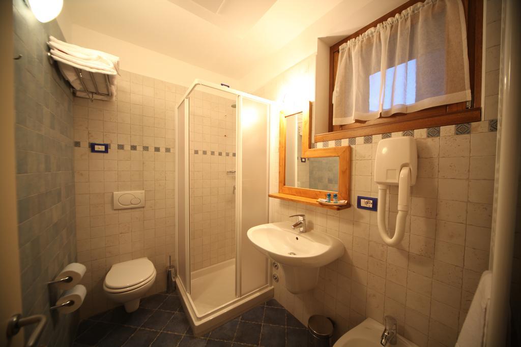 Le Dei Baff Farm stay